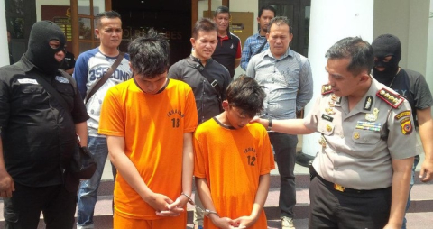 Hukum