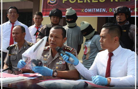 Hukum