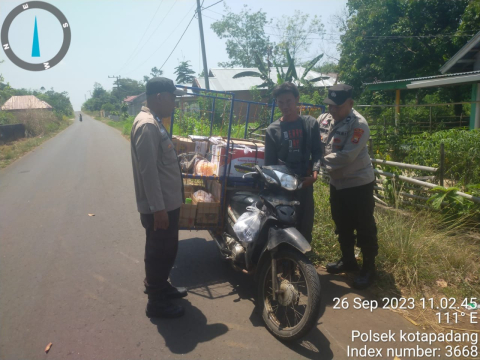 Polsek Kotapadang Sampaikan Imbauan Taat Aturan Lantas Demi Keselamatan Bersama