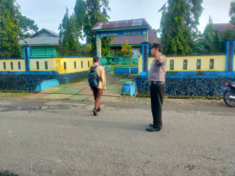 Gelar Pengaturan Pagi, Personel Polsek Kotapadang Sampaikan Imbauan Kamtibmas