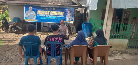 Polsek Kotapadang Gelar Kegiatan Jumat Curhat di Desa Sukarame