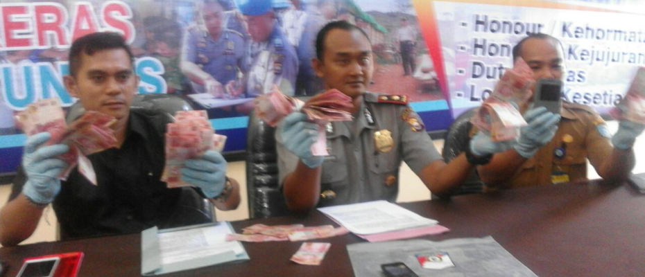 Hukum