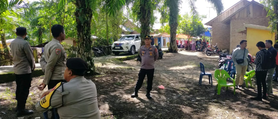 Ciptakan Keamanan dalam Proses Demokrasi, Polsek Kaur Tengah Lakukan Pengamanan Kampanye Calon DPD RI 