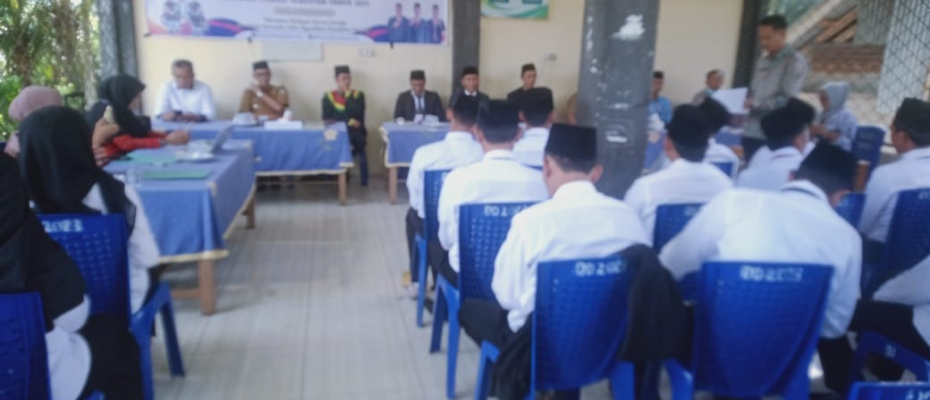 Hadiri Pelantikan PTPS, Polsek Kaur Tengah Berharap PTPS Bekerja dengan Penuh Tanggung Jawab  