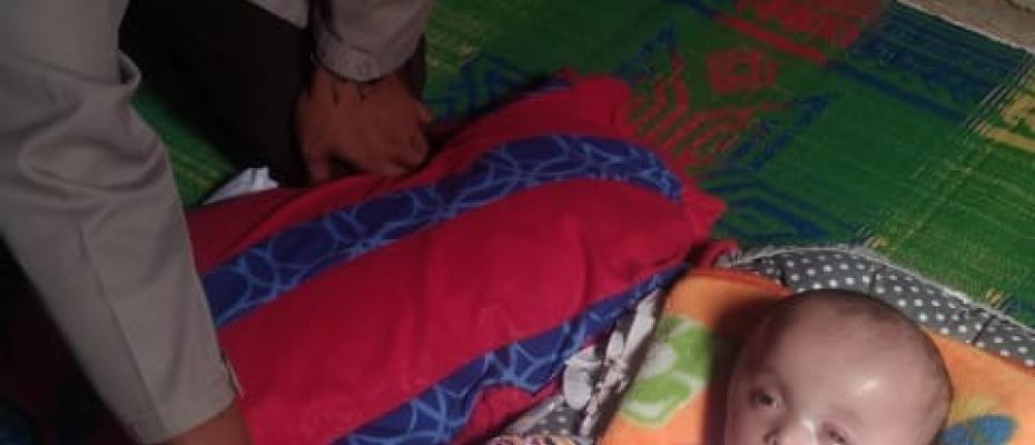 Peduli Kepada Warga Binaan Yang Sakit, Bhabinkamtibmas Polsek Muara Sahung Datangi Warga Binaan  