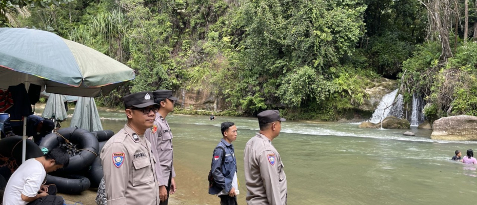 Personel Polsek Sukaraja Monitoring Obyek Wisata Napal Jungur 