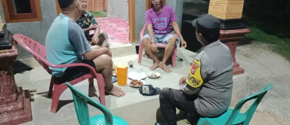 Anggota Polsek Muara Sahung Patroli di Pemukiman Penduduk Beri Kenyamanan