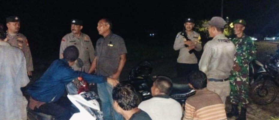 TNI-Polri Tingkatkan Sinergitas, Polsek Sukaraja dan Koramil 0425-03 Air Periukan Gelar Patroli Gabungan