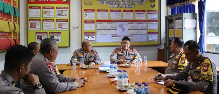 Tim Asistensi Polri Dipimpin Brigjen Pol Aries Syarief Hidayat Pantau Pengamanan TPS di Kota Bengkulu