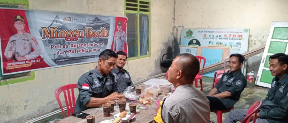 Polsek Sindang Kelingi Ajak Warga Aktif Jaga Keamanan Melalui Kegiatan Minggu Kasih