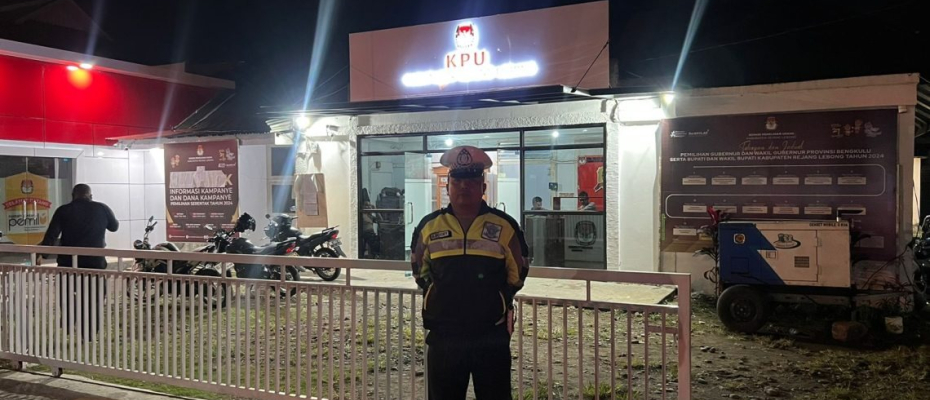 Jaga Kamtibmas Tetap Aman, Personel Polres Rejang Lebong Pam KPU Dan Bawaslu